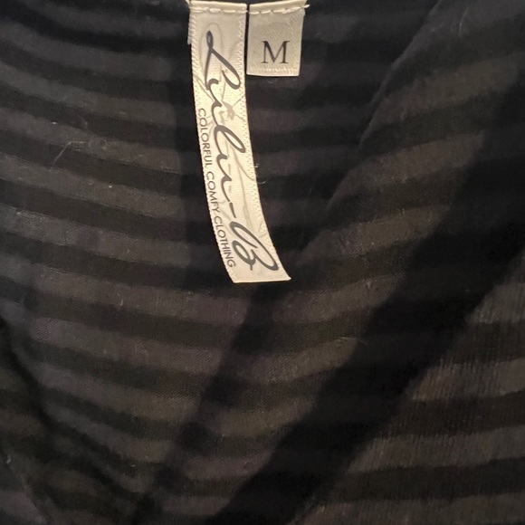 Black striped, size med tank - Picture 3 of 12